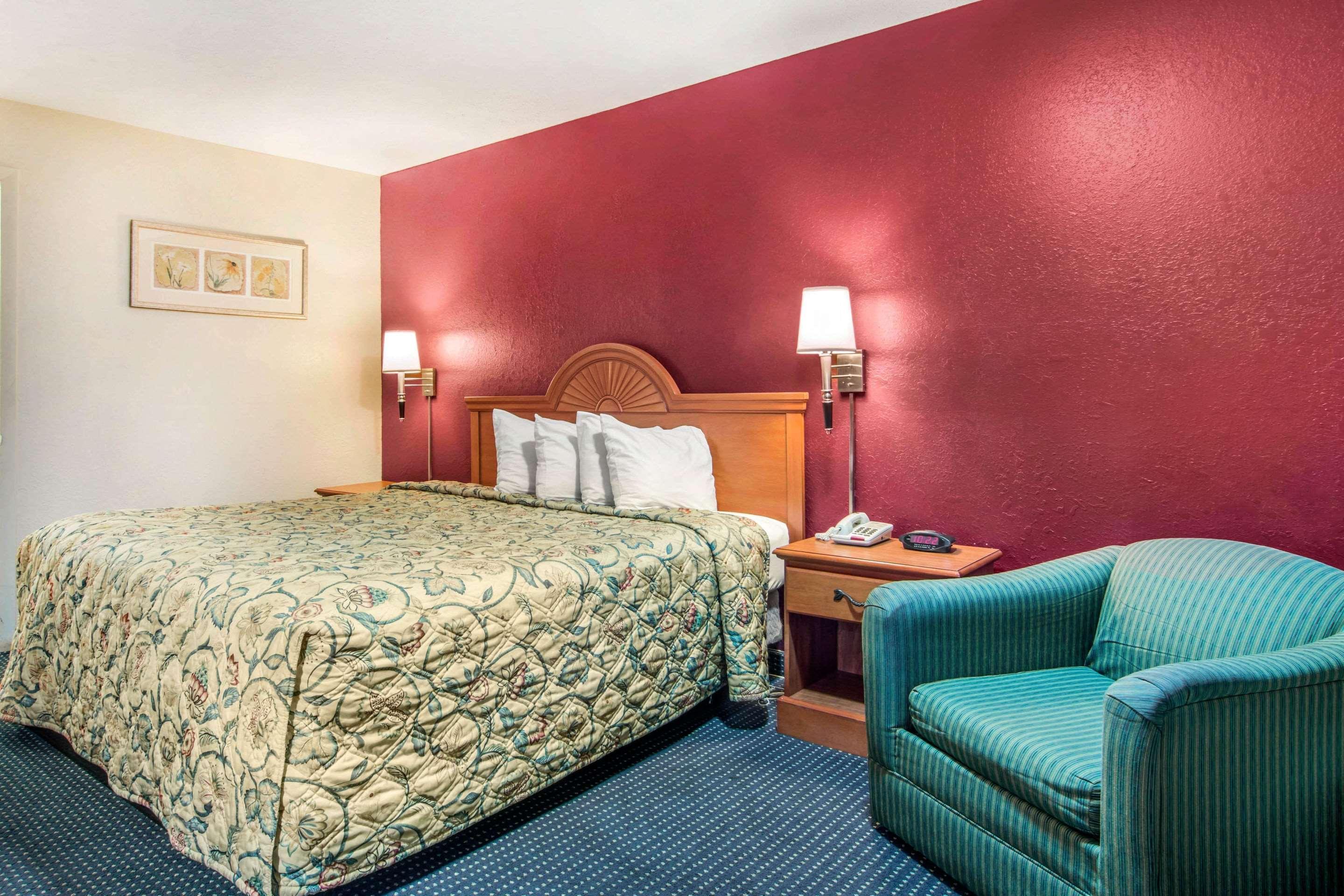 Rodeway Inn